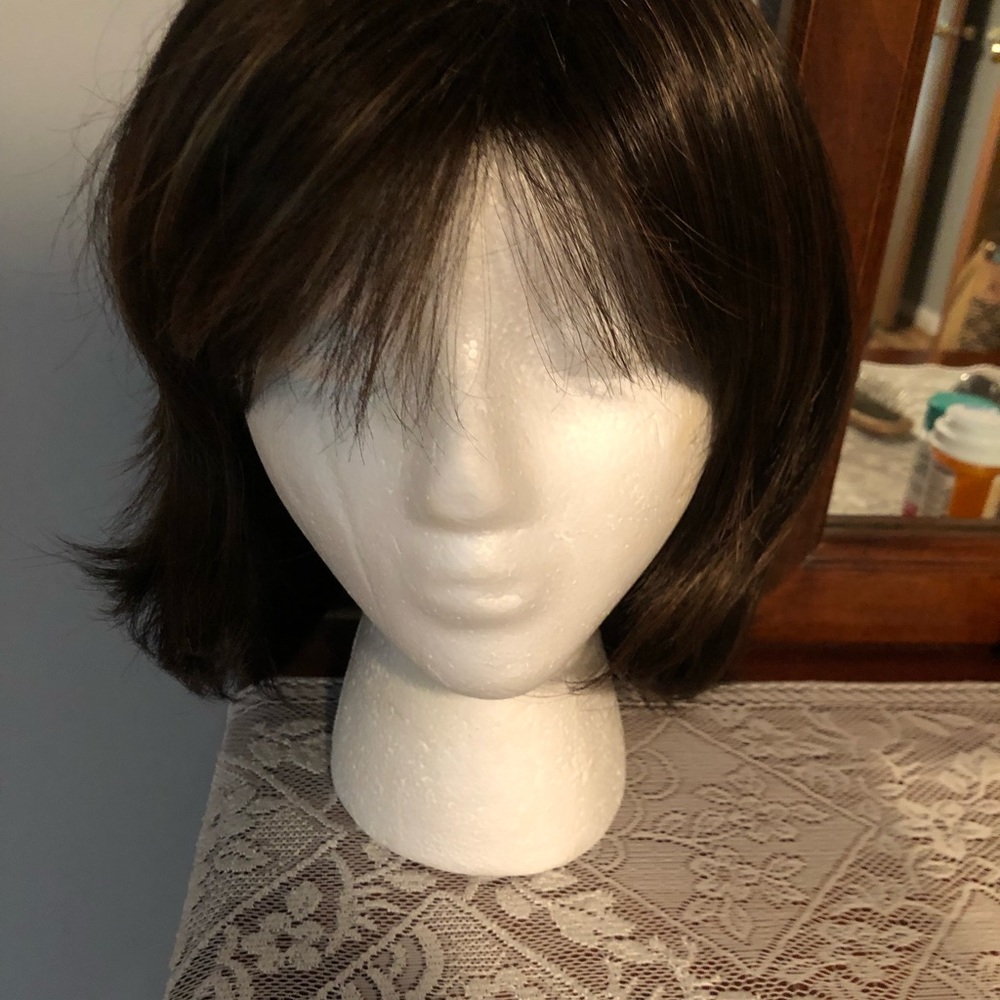 NWOT Renee of Paris Wig Dark Brown with highlights Modacrylic Fiber